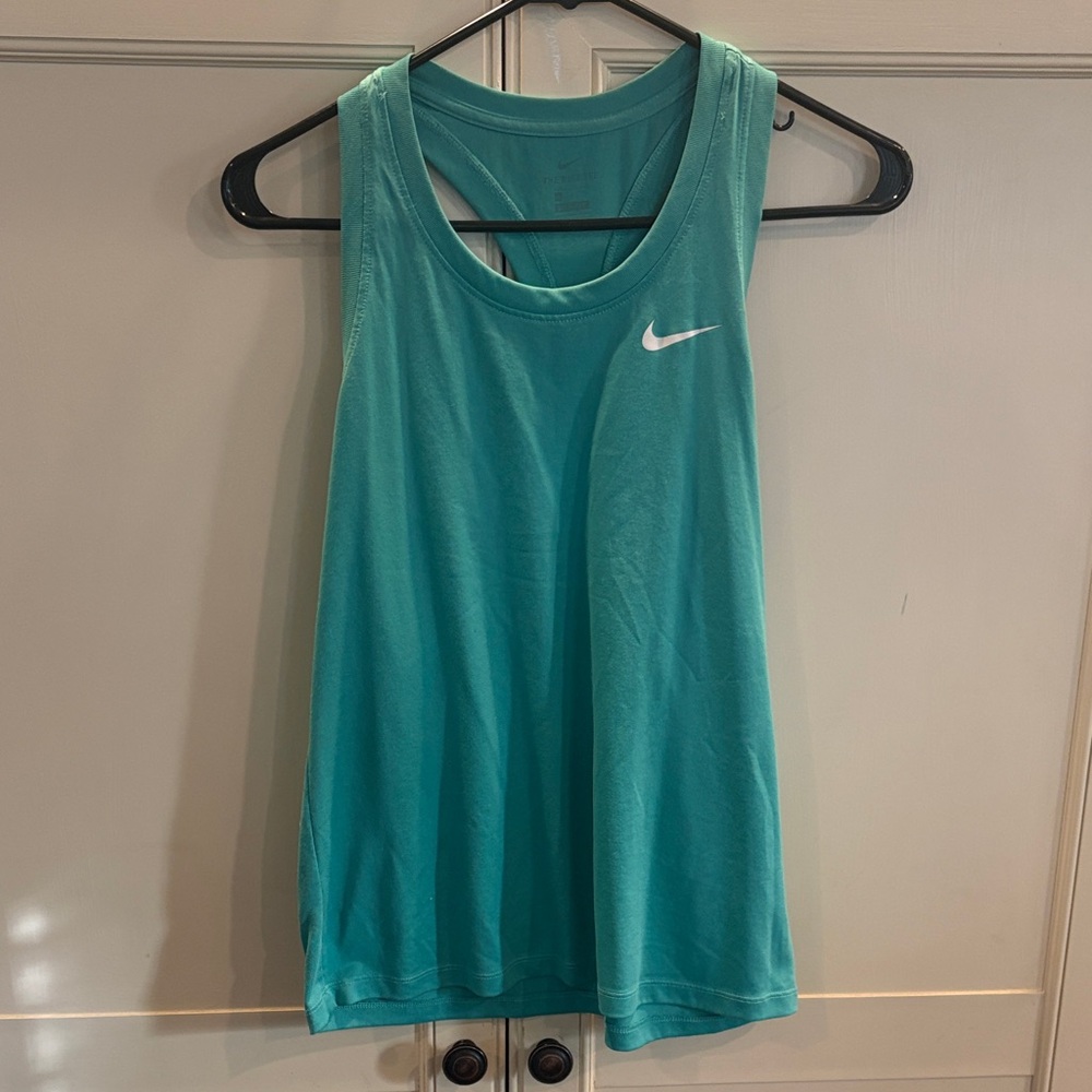 Nike Women's Aqua Tank Top